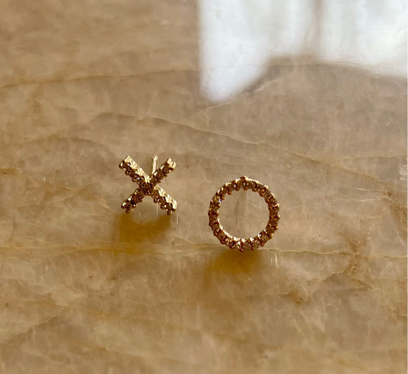 XO Stud earrings