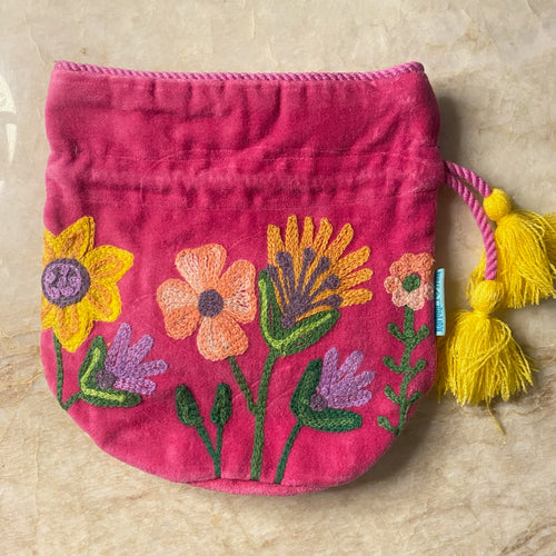 Embroidered Cinch Pouches