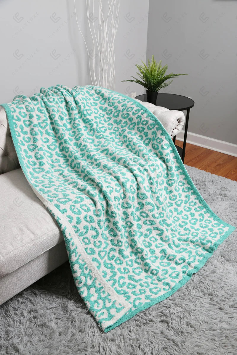 Colorful cheetah comfy luxe blanket