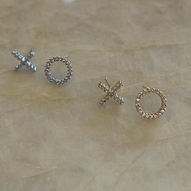 XO Stud earrings